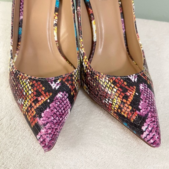 Steven Madden Poet Multicolor Snake Embossed Pointed Toe Stiletto Heel Pumps 9.5 - Picture 2 of 9
